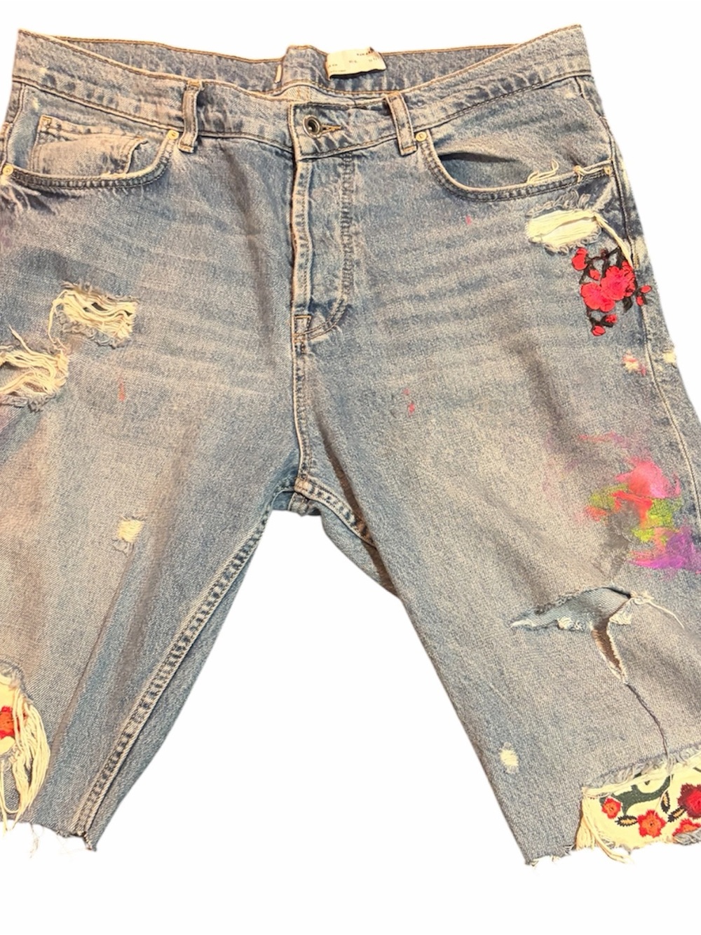 Light Blue Distressed Men's Relaxed Jeans with Floral & Paint Details